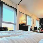 Loft Paisible Avec Vue Sur La Tour Eiffel