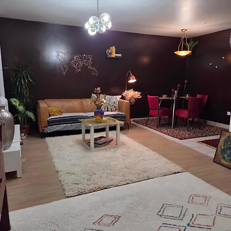 Loft Paisible Avec Vue Sur La Tour Eiffel Apartment Paris