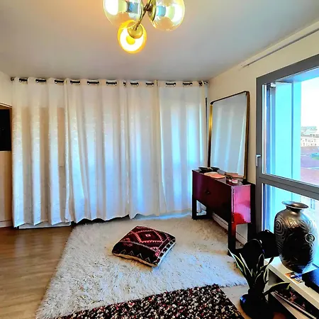 Apartment Loft Paisible Avec Vue Sur La Tour Eiffel *